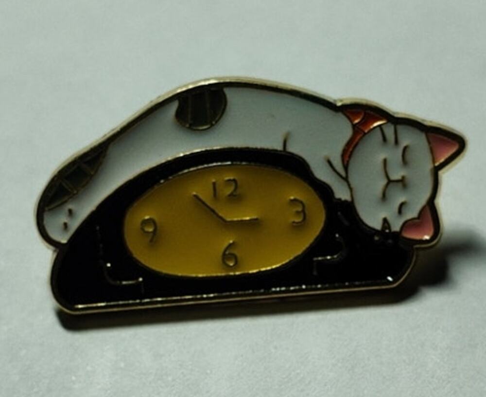 Cute Cat Sleeping On A Clock Pin Kitty Lapel Hat Brooch